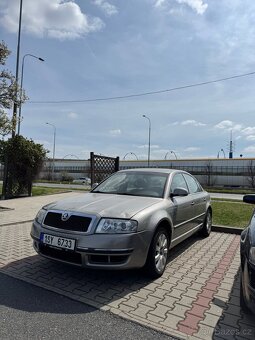 Superb 1.9 2008 - 3