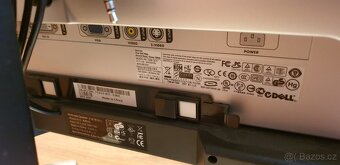 Monitor Dell - úhlopříčka 51 cm - 3