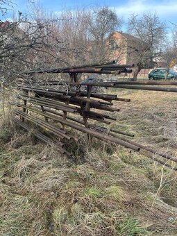 Prodam trubkove leseni cca 400m2 - 3
