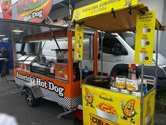 Pojízdná prodejna Americké hot-dogy - 3