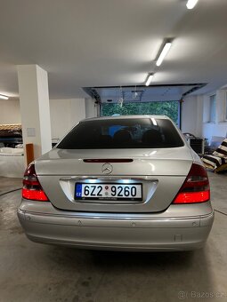 Mercedes Benz W211 - 3