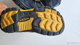 Keen Dětské zimní boty vel. EU37 22,5cm - 3