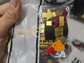 STAVEBNICE Super Heroes 76165 Iron Manova helma (náhrada) - 3