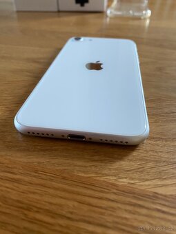 Iphone SE 2020 128 GB White Top Stav - 3