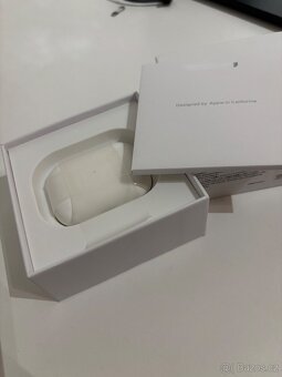 Apple AirPods Pro (1. generace) - 3