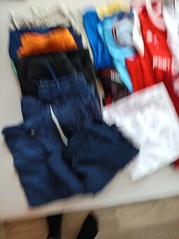 Cca. 30kg chlapeckého oblečení 11-13let - 3