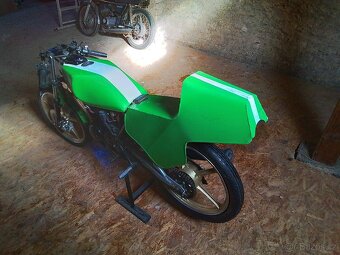 Kawasaki AR 80 závodní - 3