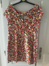 Kytičkované šaty C&A vel. 42/44 - 3