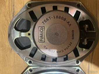 Reproduktory Ford Transit MK7 - 3