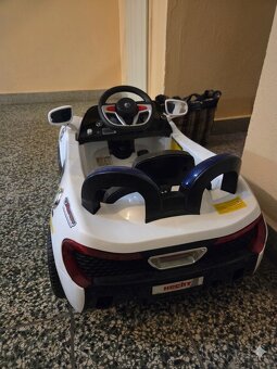 Dětské elektrické autíčko HECHT 51119 - 3