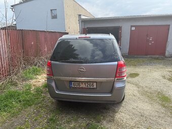 Opel zafira 1.9 2009 - 3