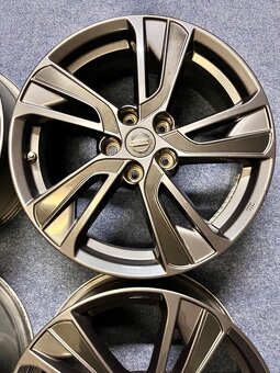 5x114,3 R17 originál alu disky Nissan Juke - 3