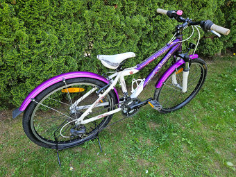 24" dívčí horské hliníkové kolo GENESIS, rám 14" od 125 cm - 3