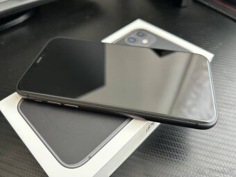 Prodám iPhone 11 – 128 GB - 3