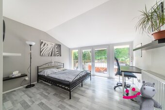 Prodej rodinný dům, 378 m2 - Radim, ev.č. 58534 - 3