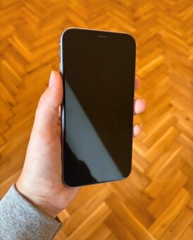 Mobilní telefon iPhone 11 64gb - 3