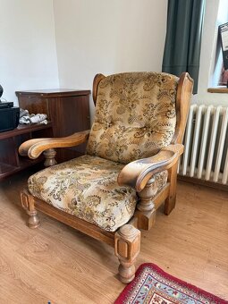 Dřevěná masivní křesla a pohovka (bez polstru) - 3