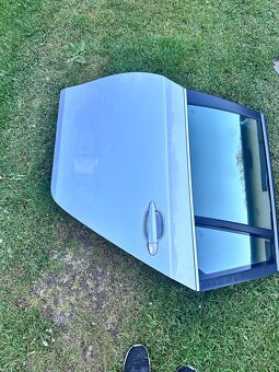 Prodám přední a zadní dveře bmw e61 - 3