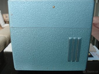 Zkoušeč elektronek Tesla BM215a - 3