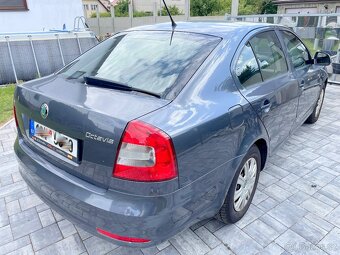 -ŠKODA OCTAVIA 1.6TDi 77kW,TEMPOMAT, 1.MAJITEL,SER.KNÍŽKA, - 3