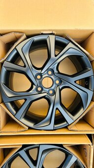 NOVÉ Alu kola 18” Toyota - 3