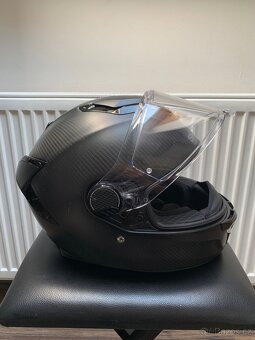 SHARK SPARTAN GT CARBON - helma na motorku - 3