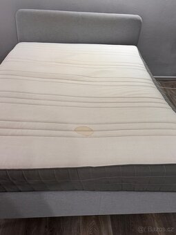 Postel s matrací - 3