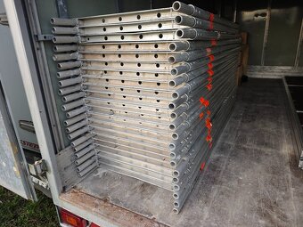 HLINÍKOVÉ LEŠENÍ LAYHER BLITZ 73 - cca 100m2 prodám - 3