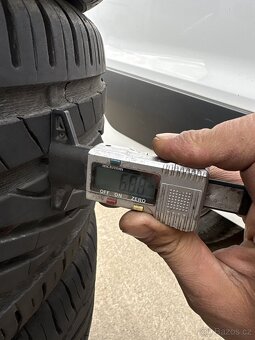 Uniroyal 225/55 16 - 3