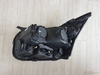 Přední pravé světlo s LED Ford Transit Mk.8 - 3