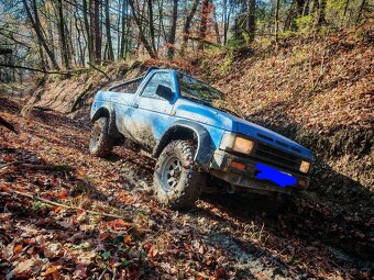 Predám/ vymením Nissan Navara D21 2.7 TD - 3