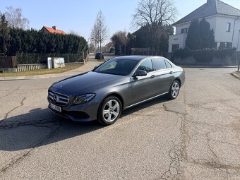 Mercedes Benz. E220d - 3