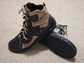Dámské zateplené celokožené boty. Velikost 40 - 3