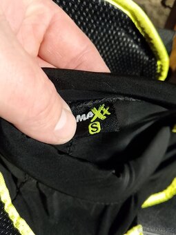 Chrániče a helma - 3