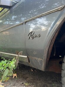 Buick Riviera V8 5.5  před renovací - 3