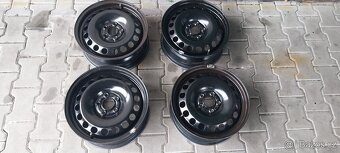 Prodám 4 x ocel.disk Škoda,VW 5,5 x 15 ET 40 rozteč 5 x 100 - 3