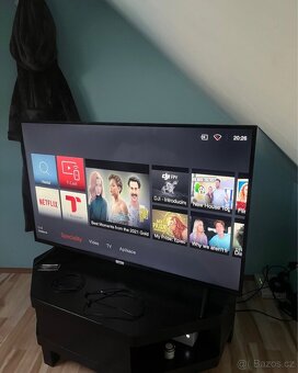 Smart TV TCL 50" - 3