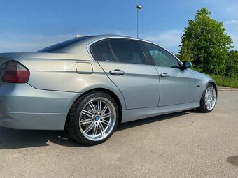 BMW E90 325i 2006 - 3