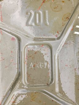 Vojenské kanystry (1967) - 3