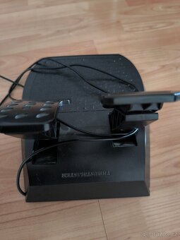 Thrustmaster Ferrari 458 Spider volant na Xbox - 3