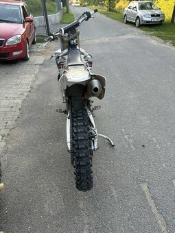 Yamaha yzf 450 - 3