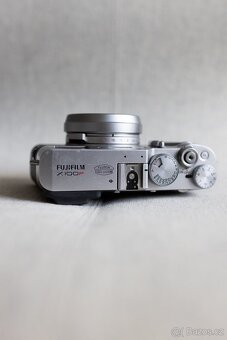 Fujifilm X100F – ikonický street fotoaparát - 3