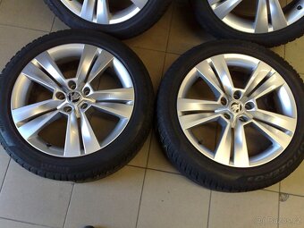 alu kola skoda 5x112 r18 original škoda 215/50/18 - 3