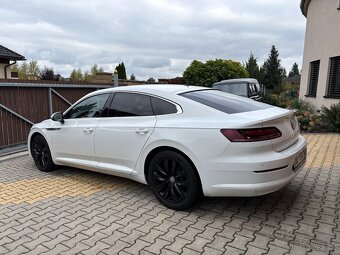 Volkswagen Arteon 2019 212tis.km 2.0TDi 110kW DSG LED - 3