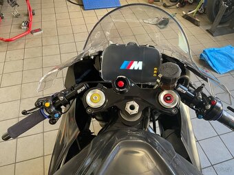 BMW M1000RR - 3