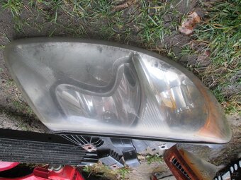 Chrysler Voyager RG EU přední světlo lampa 2001-2007 levá a - 3