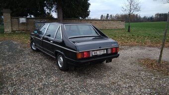 Tatra 613 Special - 3