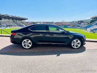 Superb Style 2.0 TDi DPH - 3