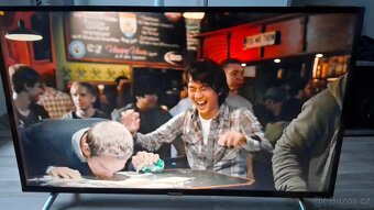 Smart Televize Thomson 102 cm - 3