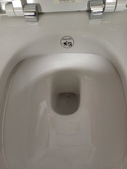 závěsný klozet wc - 3